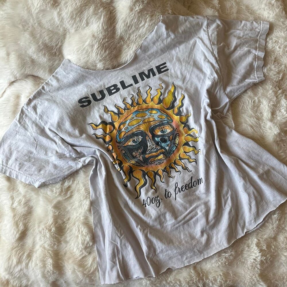 Sublime Women's Grey and White T-shirt